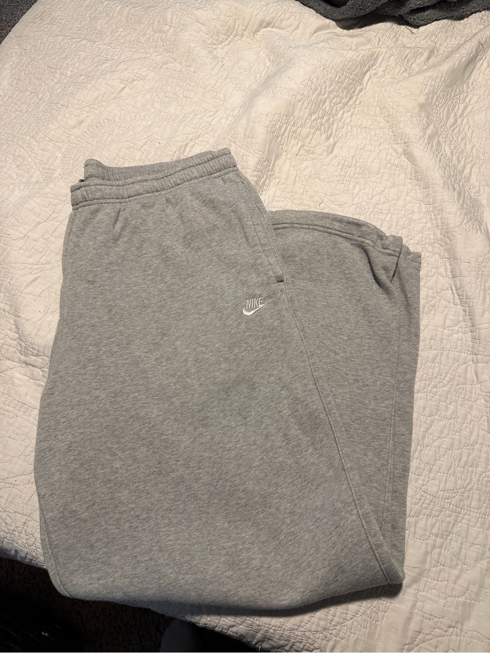 Nike Men's Grey Fleece Joggers